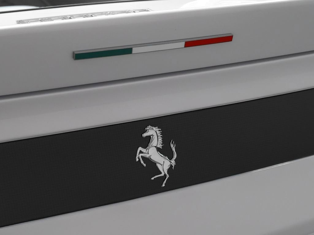 2016 Ferrari F12tdf Base