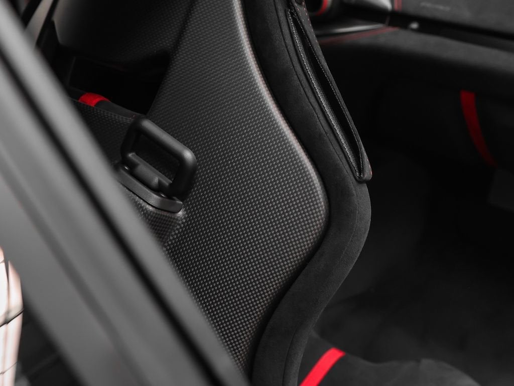 2016 Ferrari F12tdf Base