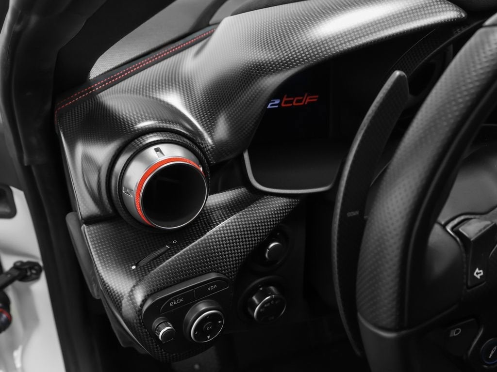 2016 Ferrari F12tdf Base