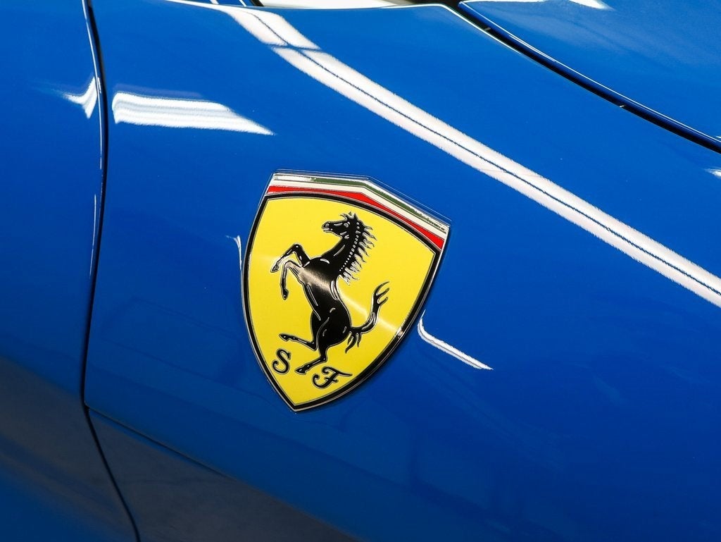 2017 Ferrari F12tdf Base