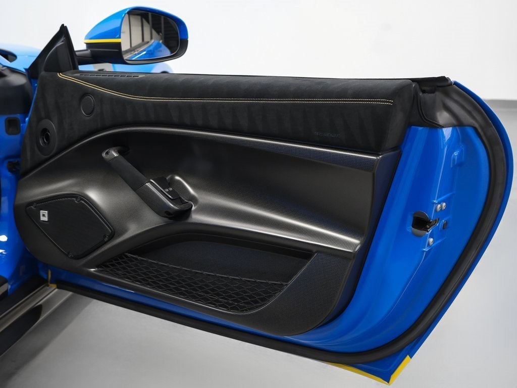 2017 Ferrari F12tdf Base