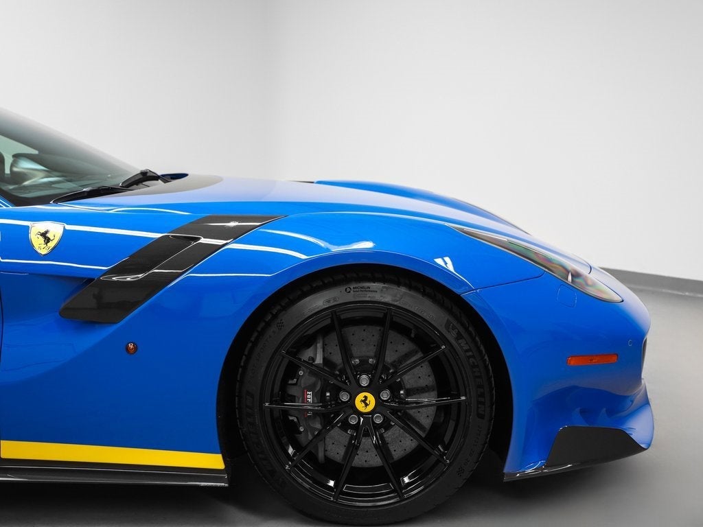 2017 Ferrari F12tdf Base