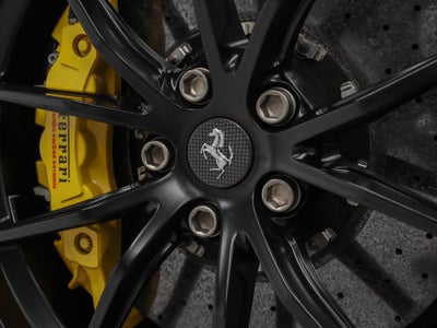 2017 Ferrari F12tdf Base