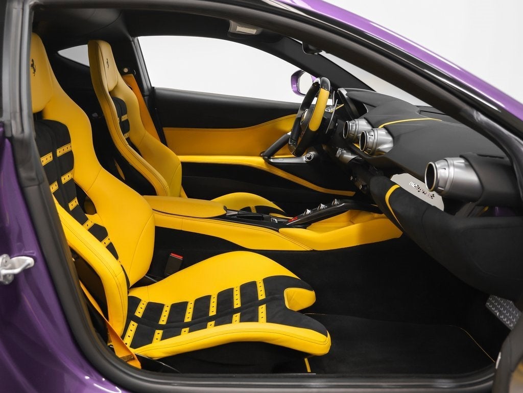 2020 Ferrari 812 Superfast Base