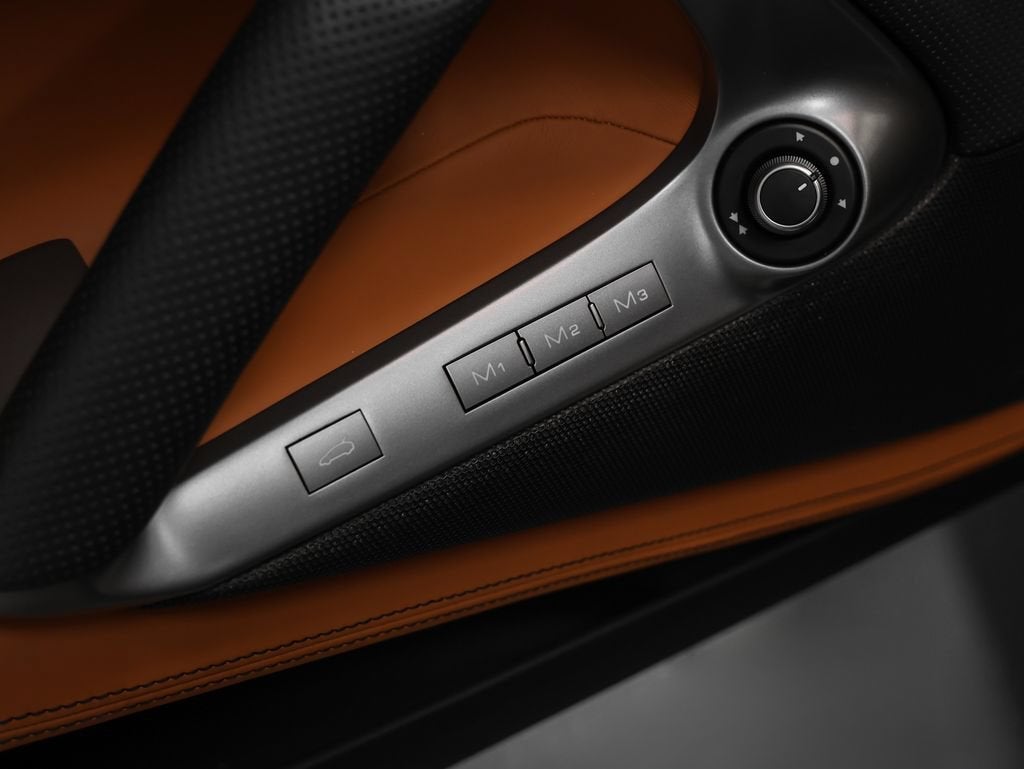 2018 Ferrari 812 Superfast Base