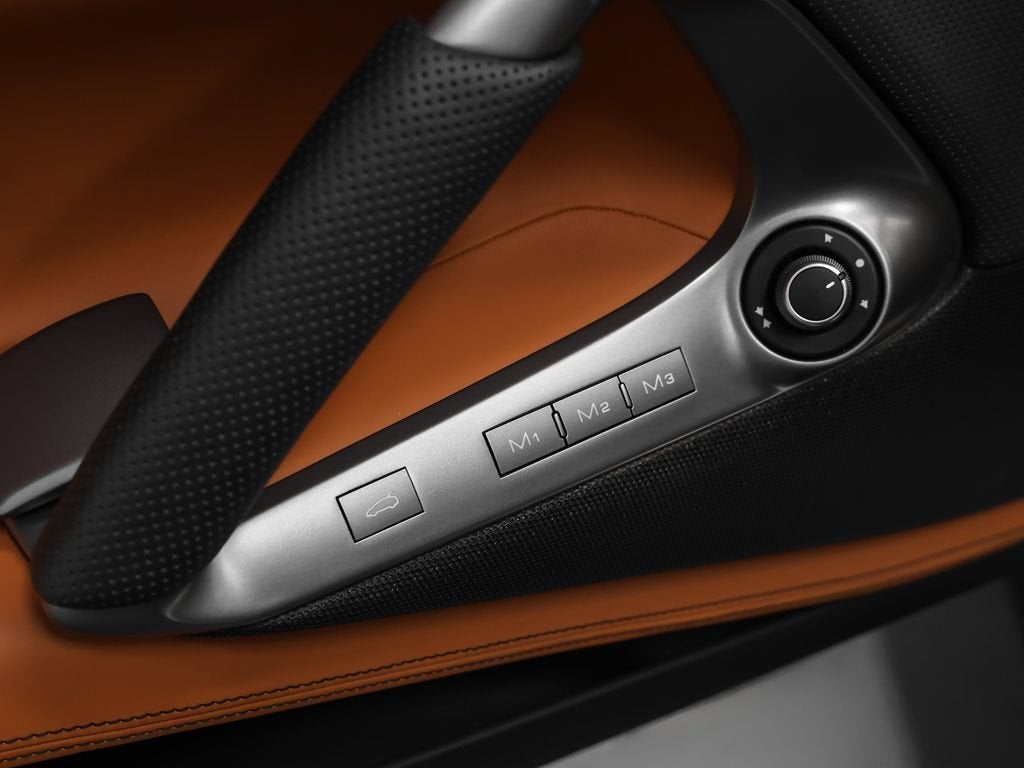 2018 Ferrari 812 Superfast Base