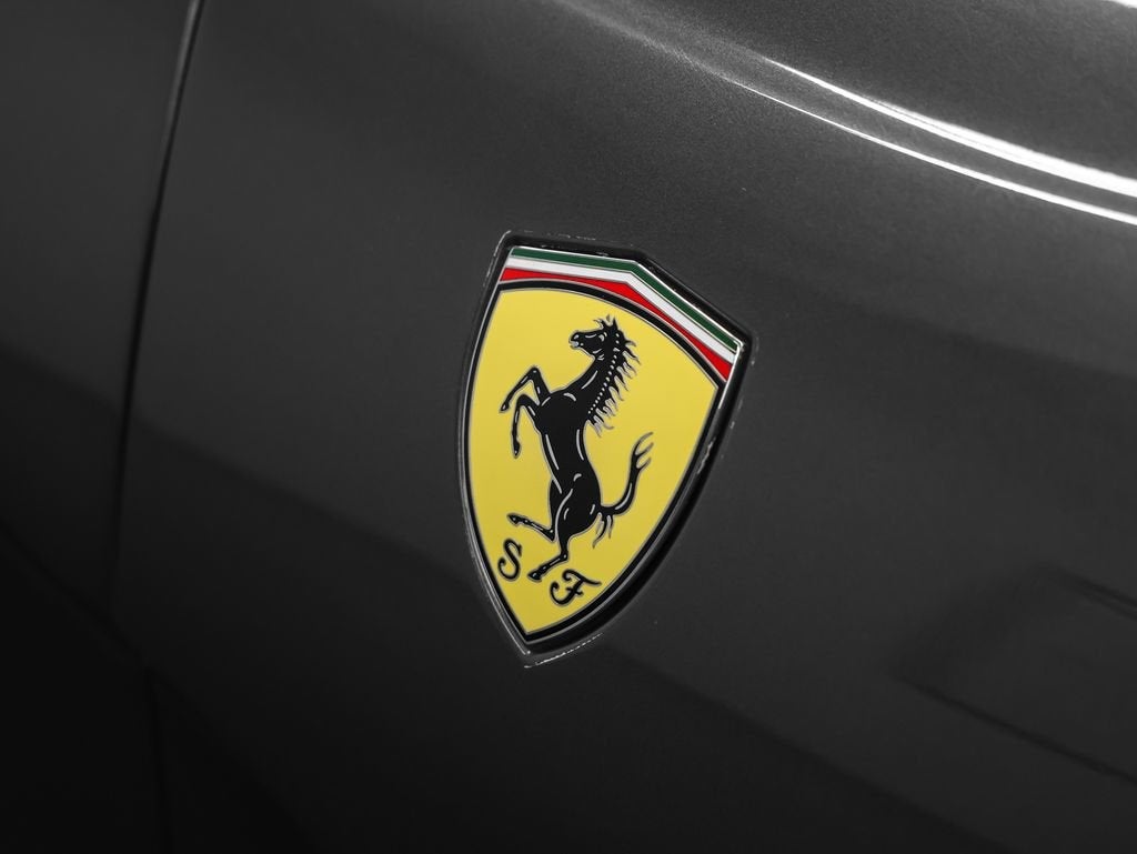 2018 Ferrari 812 Superfast Base
