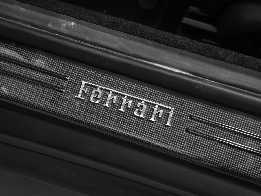 2018 Ferrari 812 Superfast Base