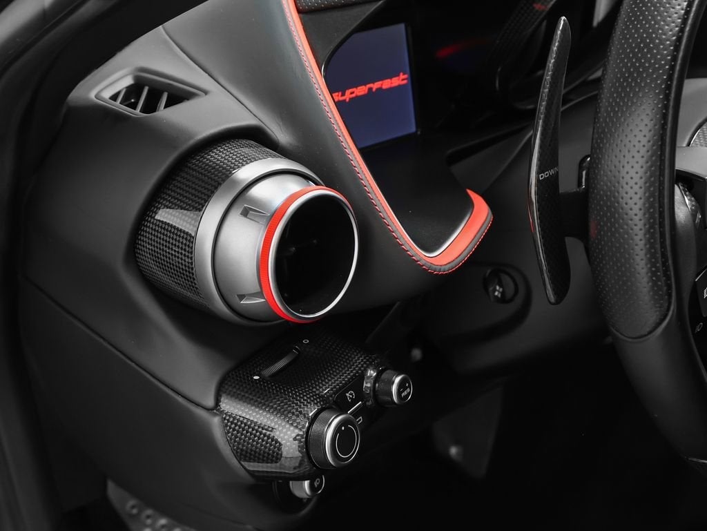 2018 Ferrari 812 Superfast Base