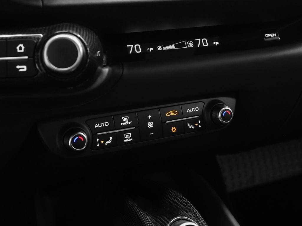 2018 Ferrari 812 Superfast Base