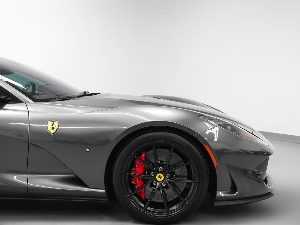 2019 Ferrari 812 Superfast Base