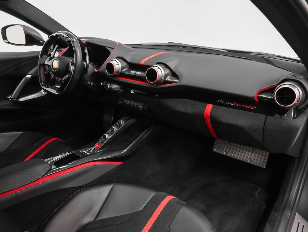 2019 Ferrari 812 Superfast Base