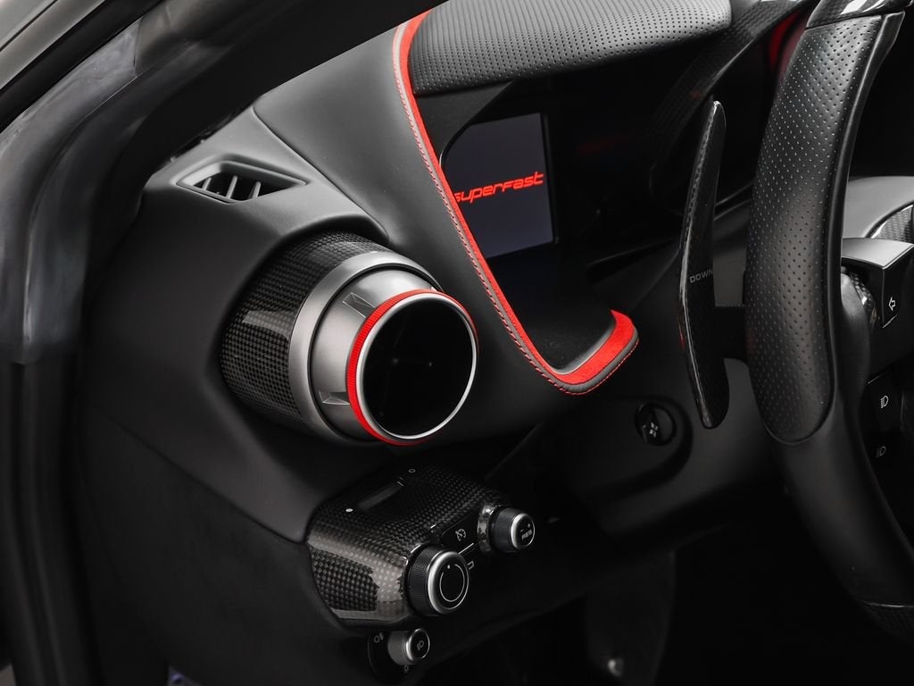 2019 Ferrari 812 Superfast Base
