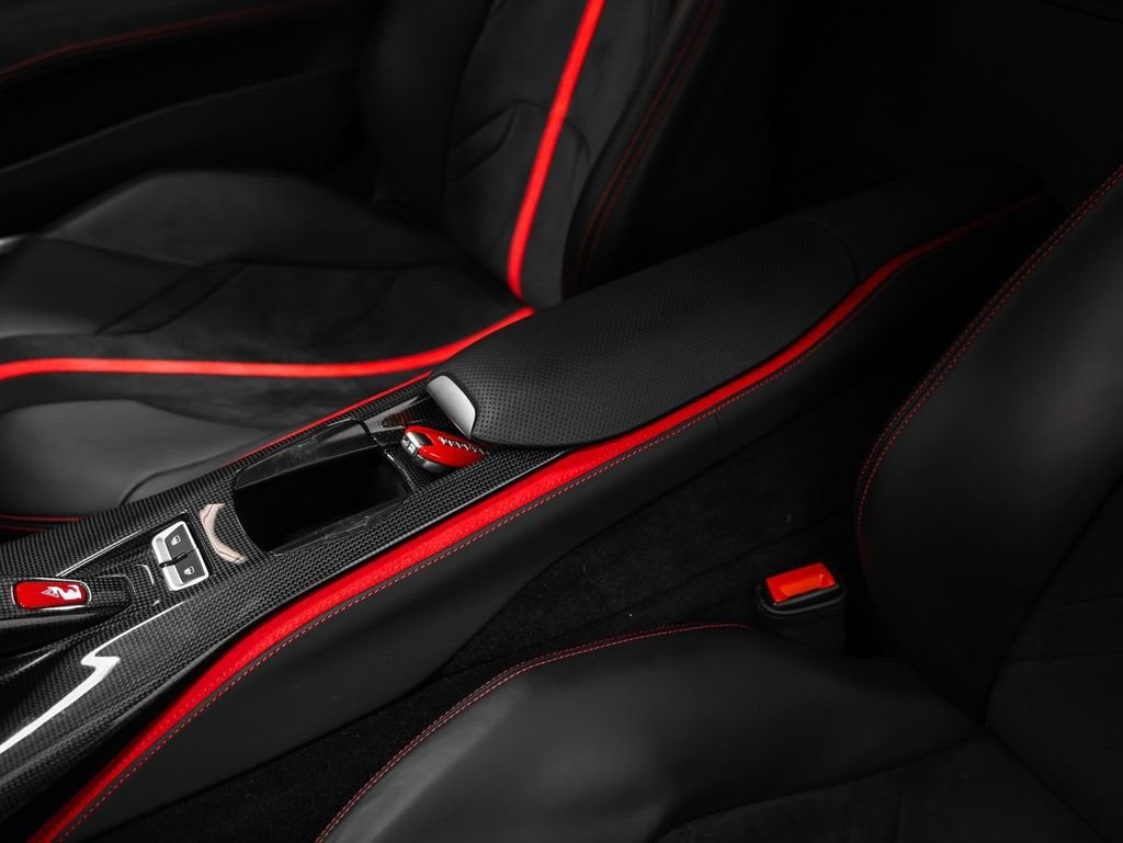2019 Ferrari 812 Superfast Base