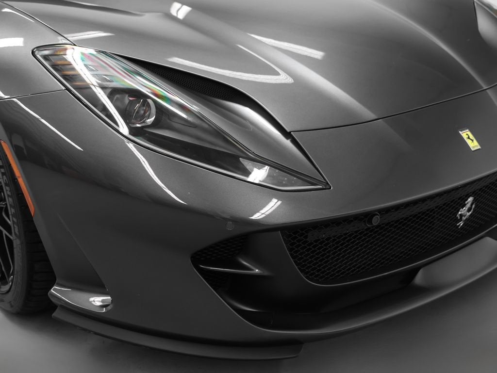 2019 Ferrari 812 Superfast Base