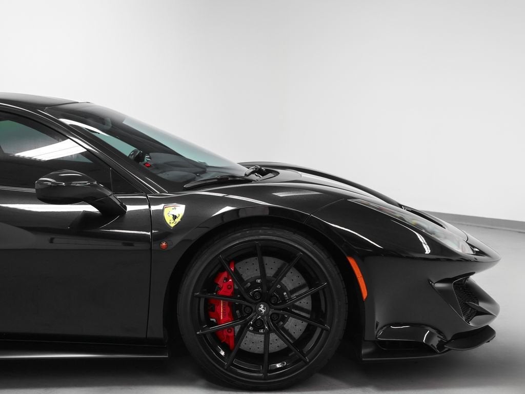 2020 Ferrari 488 Pista Base
