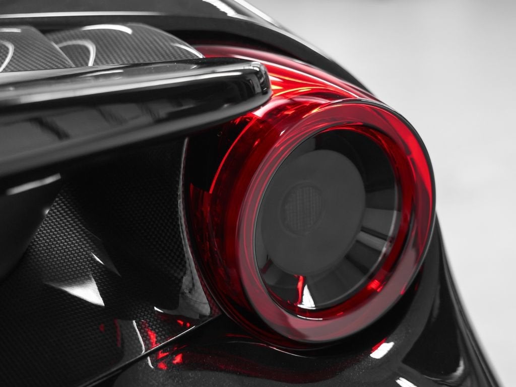 2020 Ferrari 488 Pista Base
