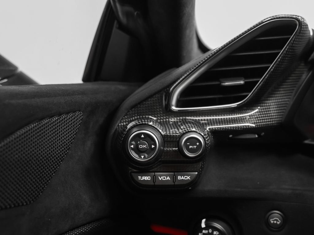 2020 Ferrari 488 Pista Base