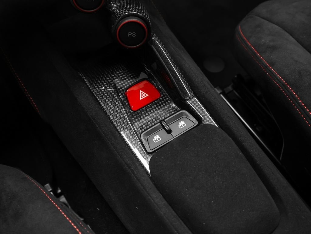2020 Ferrari 488 Pista Base