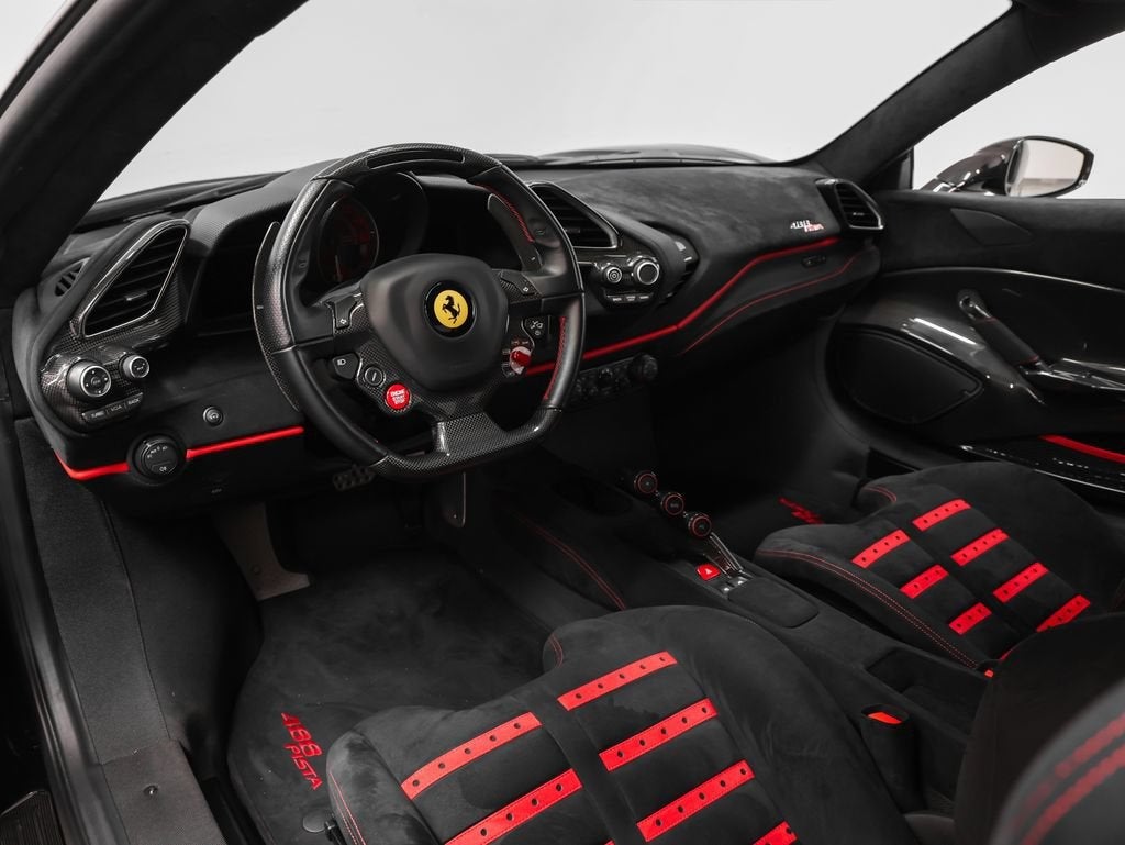 2020 Ferrari 488 Pista Base