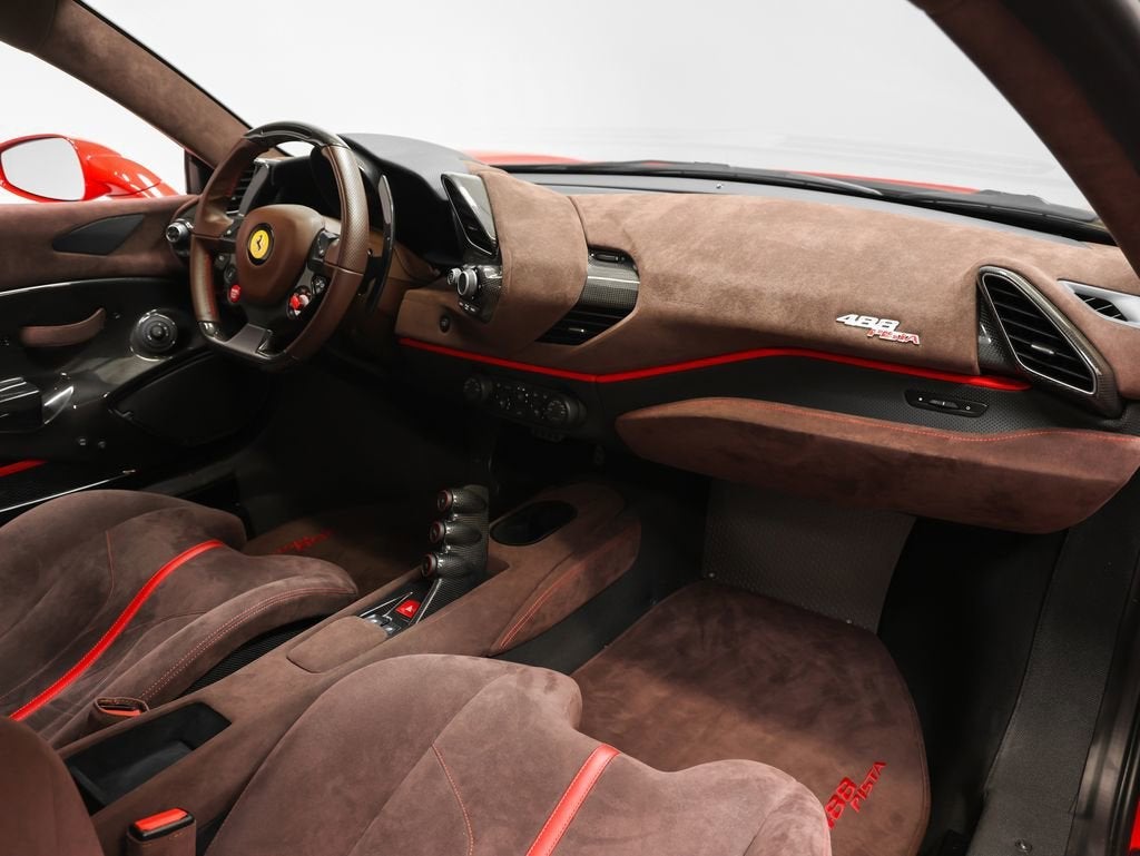 2020 Ferrari 488 Pista Base