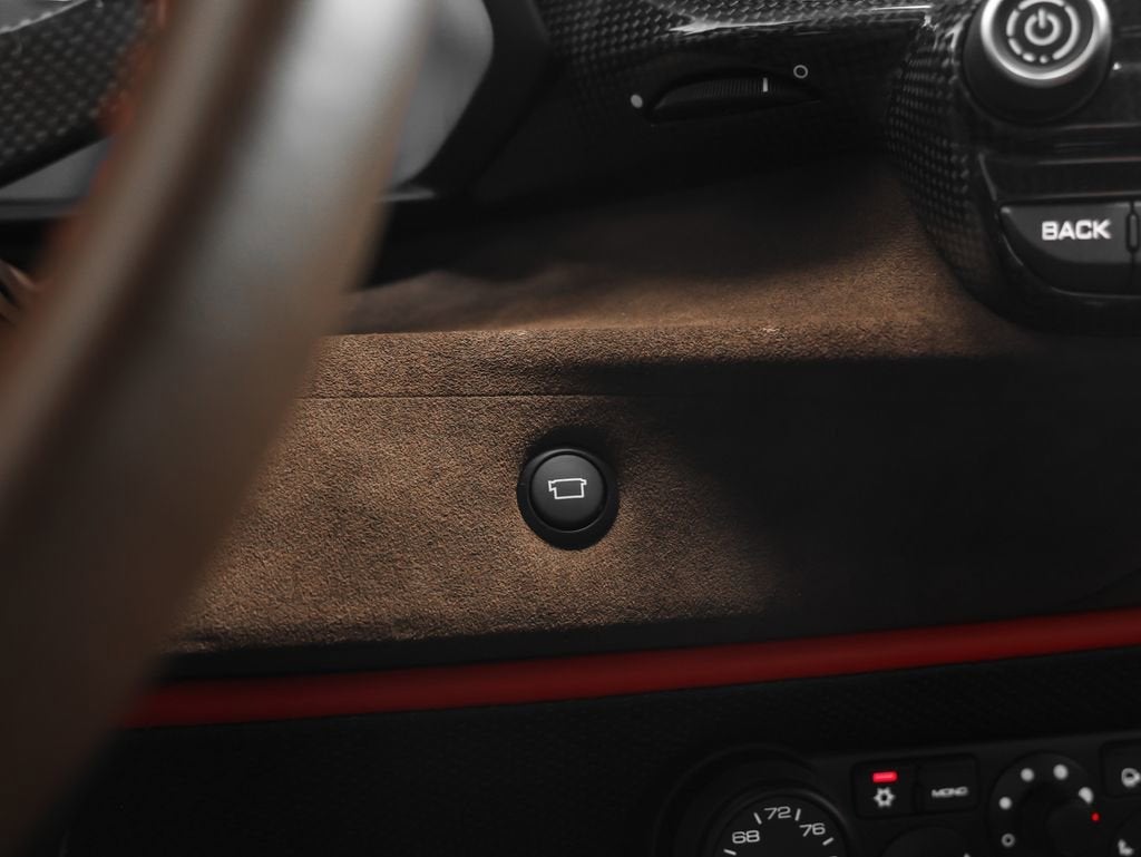 2020 Ferrari 488 Pista Base