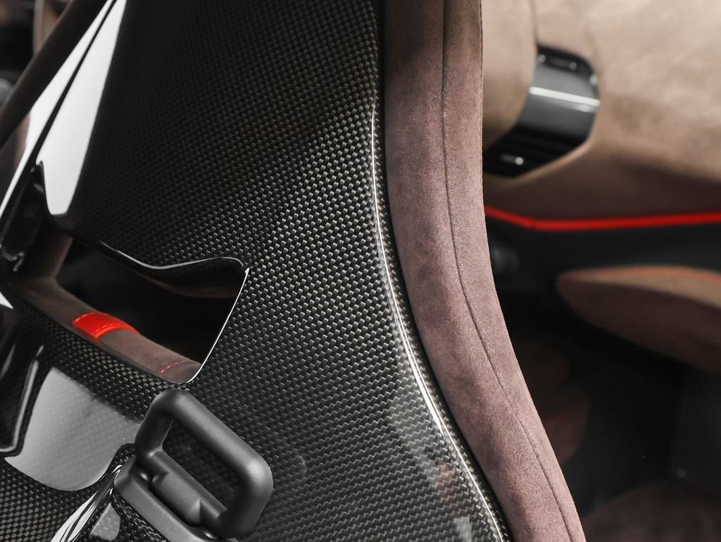 2020 Ferrari 488 Pista Base