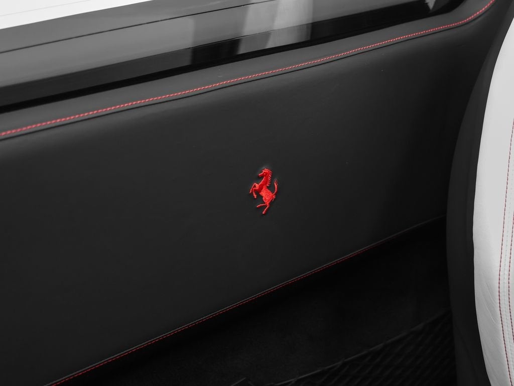 2022 Ferrari F8 Spider Base