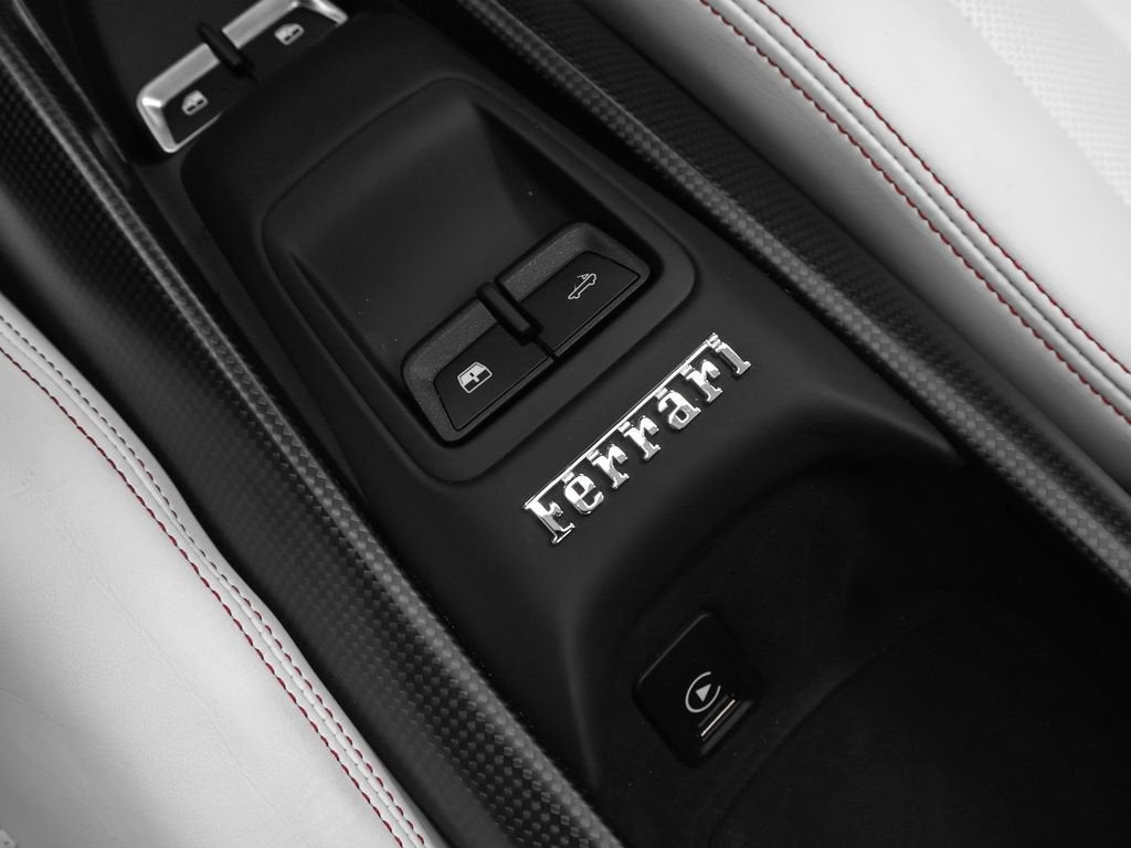 2022 Ferrari F8 Spider Base