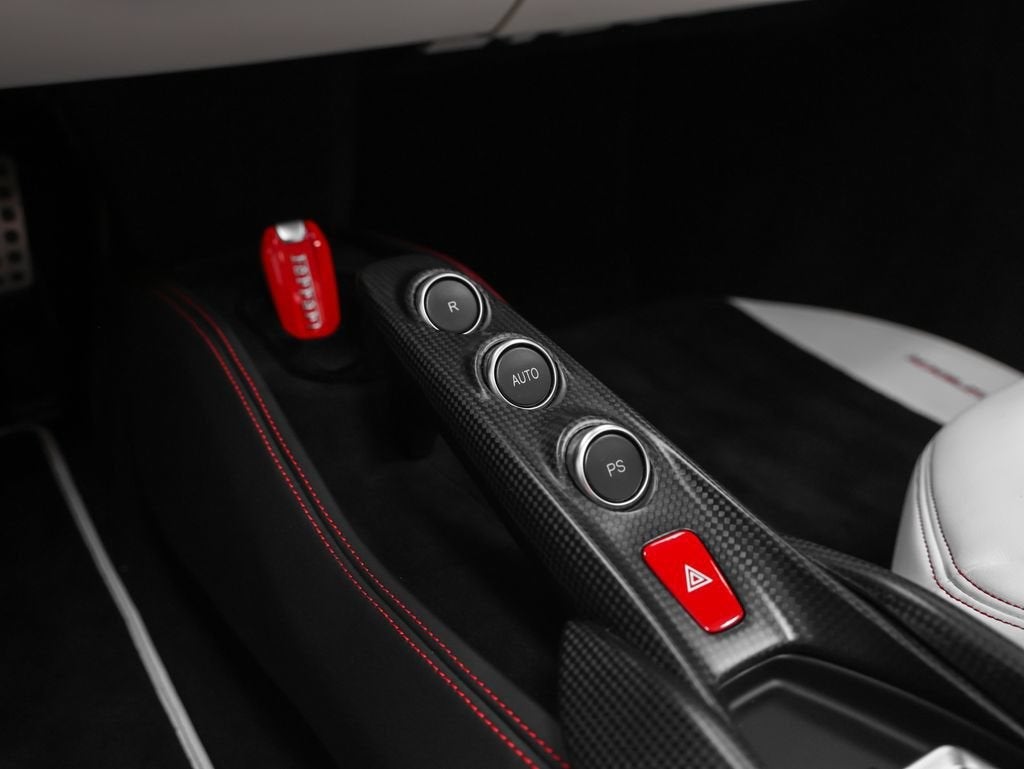 2022 Ferrari F8 Spider Base