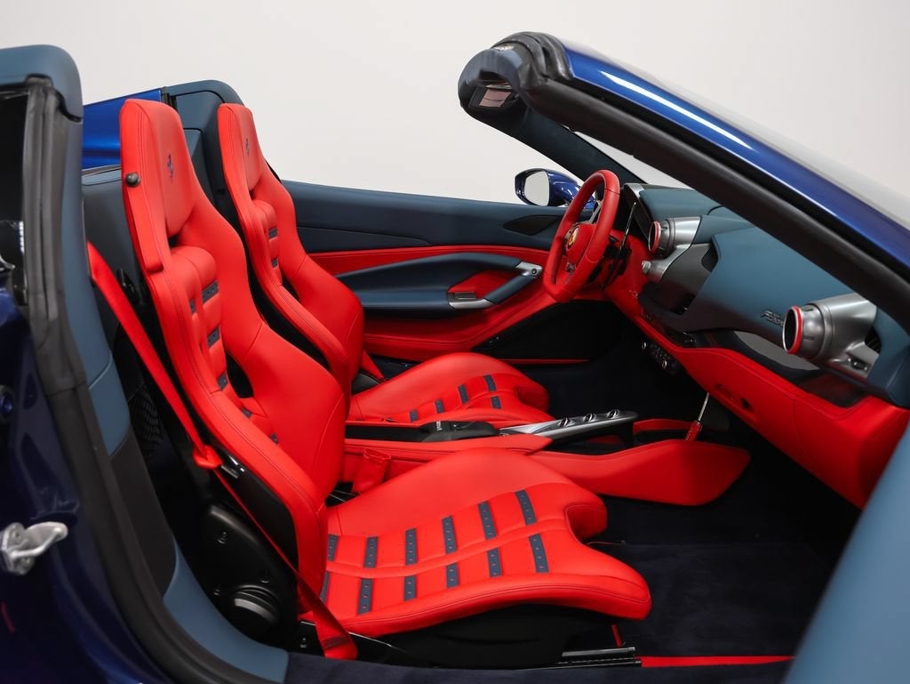 2022 Ferrari F8 Spider Base