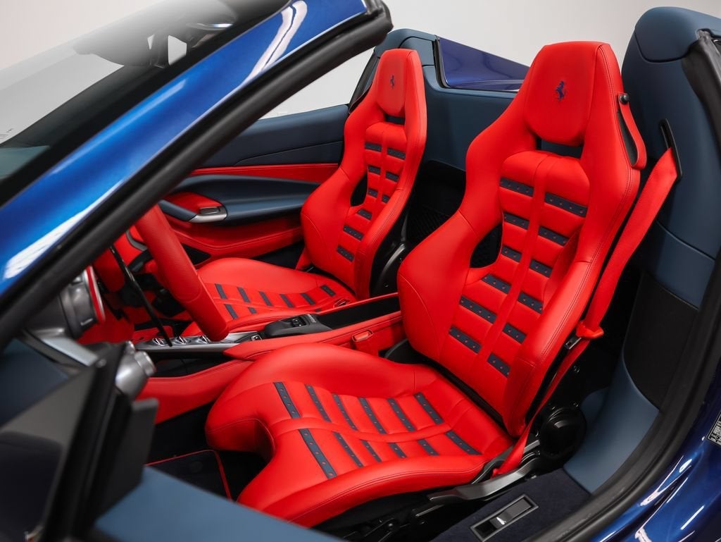 2022 Ferrari F8 Spider Base