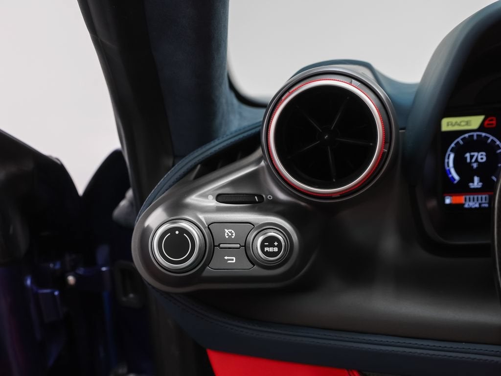 2022 Ferrari F8 Spider Base