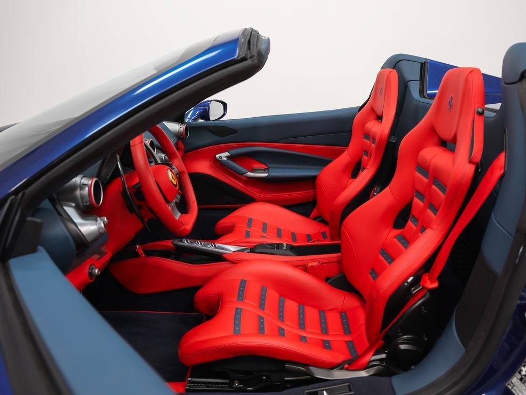 2022 Ferrari F8 Spider Base