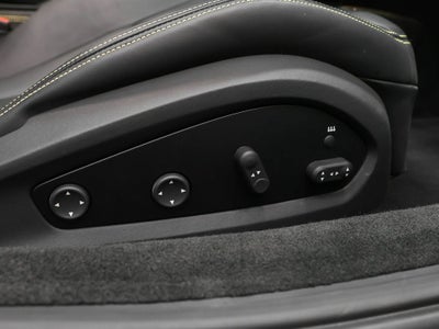 2023 Ferrari F8 Spider Base