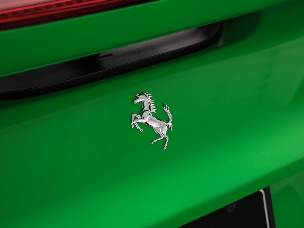 2023 Ferrari F8 Spider Base