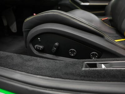 2023 Ferrari F8 Spider Base