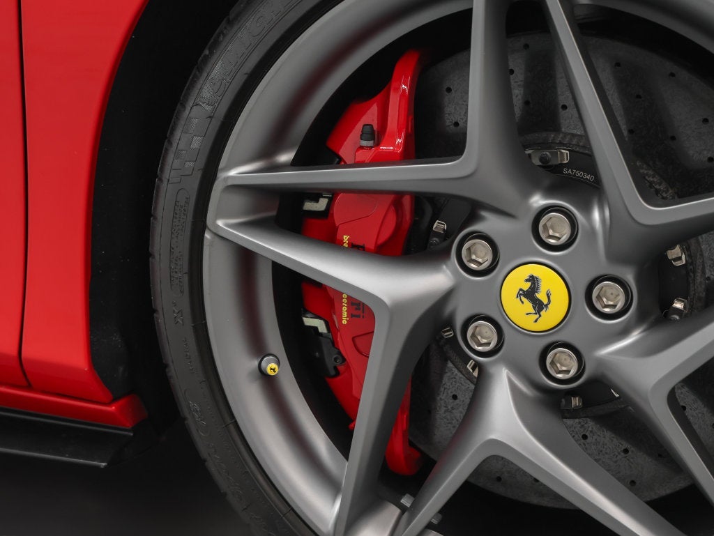 2023 Ferrari F8 Spider Base