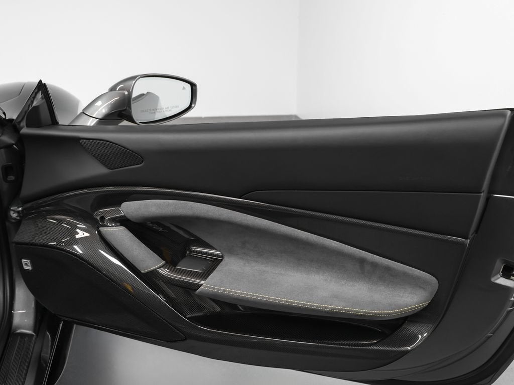 2022 Ferrari F8 Spider Base