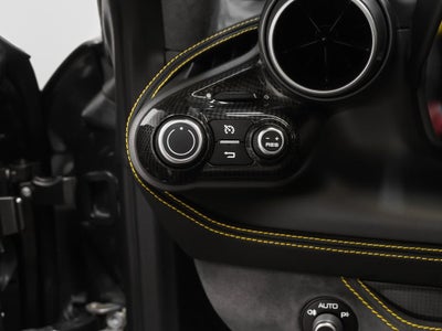 2022 Ferrari F8 Spider Base