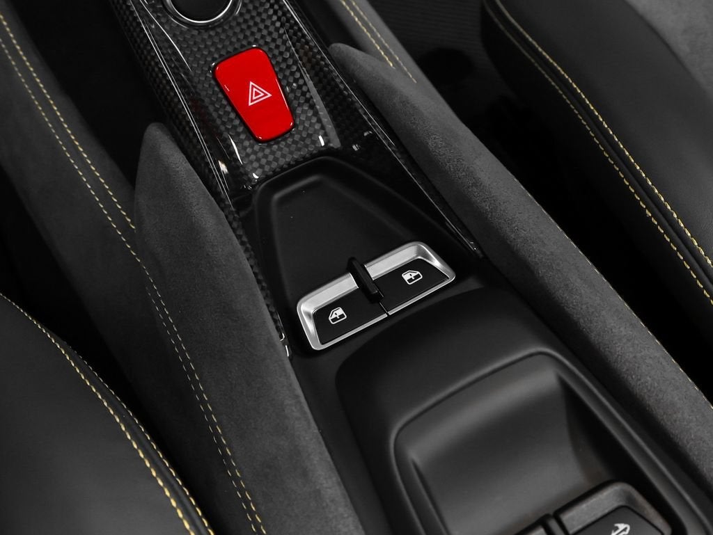 2022 Ferrari F8 Spider Base
