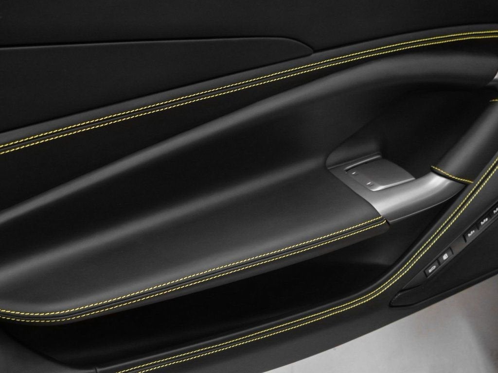 2022 Ferrari F8 Spider Base