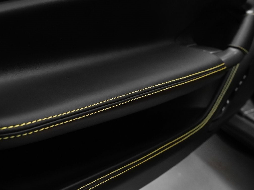 2022 Ferrari F8 Spider Base