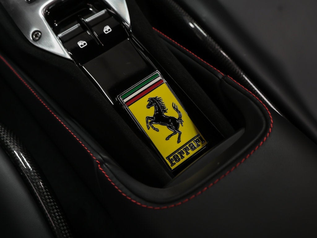 2022 Ferrari SF90 Stradale Base
