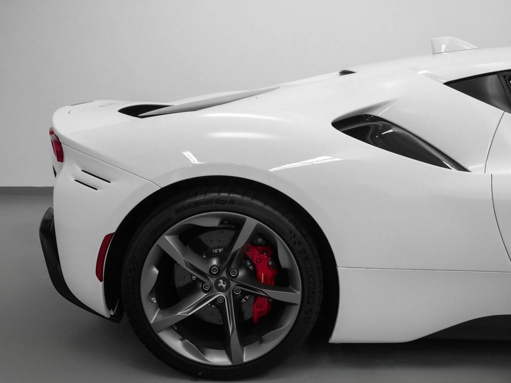 2021 Ferrari SF90 Stradale Base