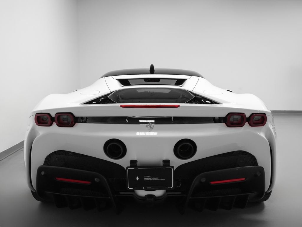 2021 Ferrari SF90 Stradale Base