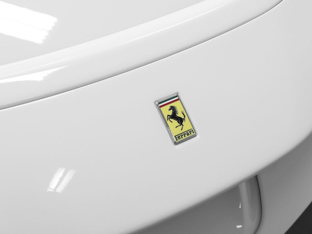 2021 Ferrari SF90 Stradale Base