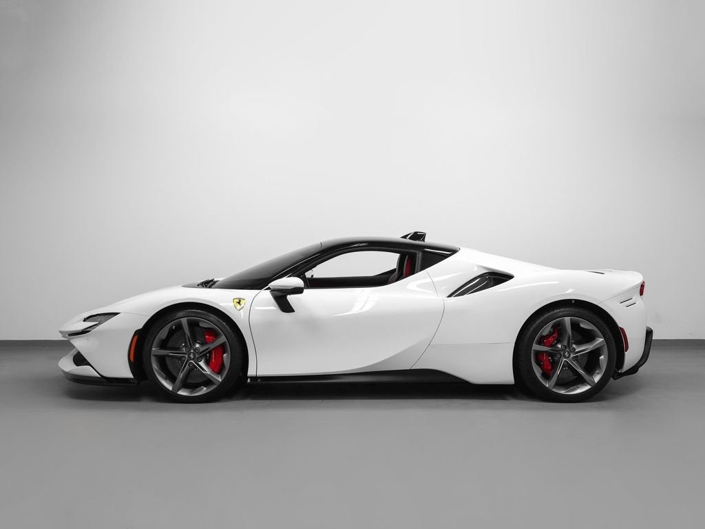 2021 Ferrari SF90 Stradale Base