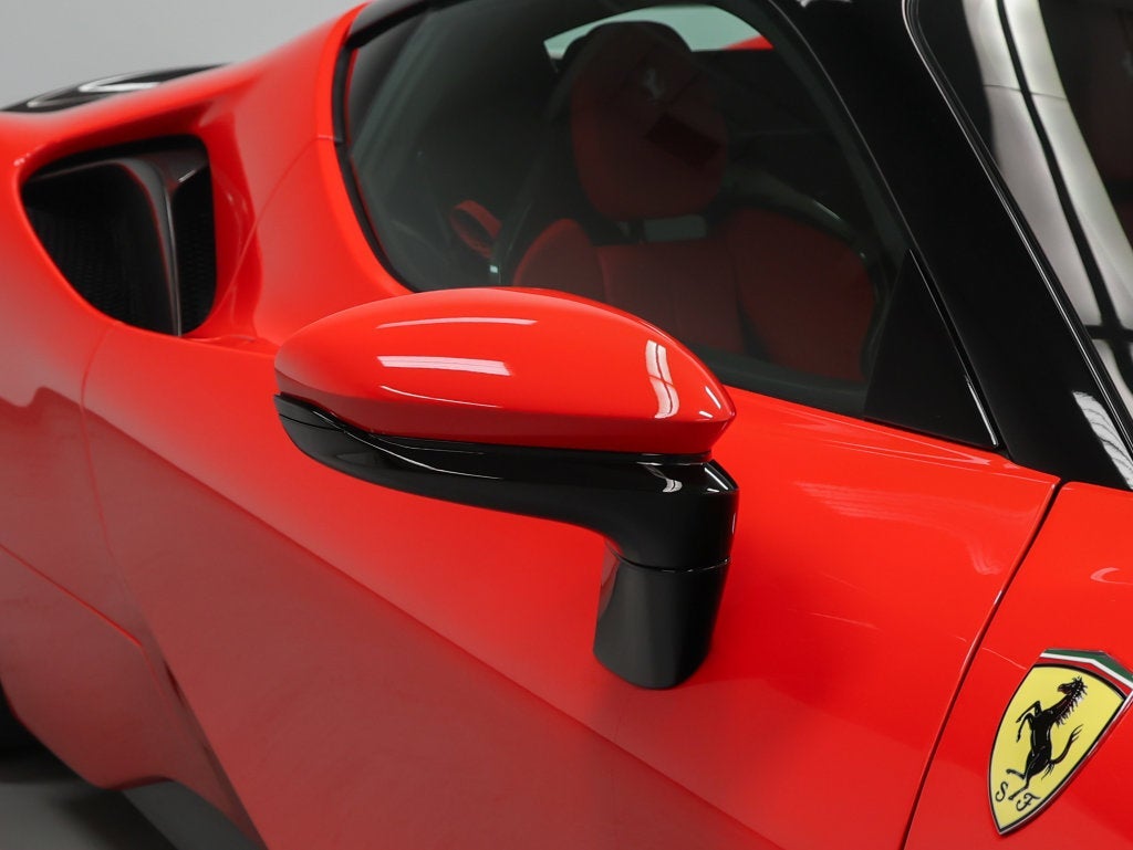 2023 Ferrari SF90 Stradale Base