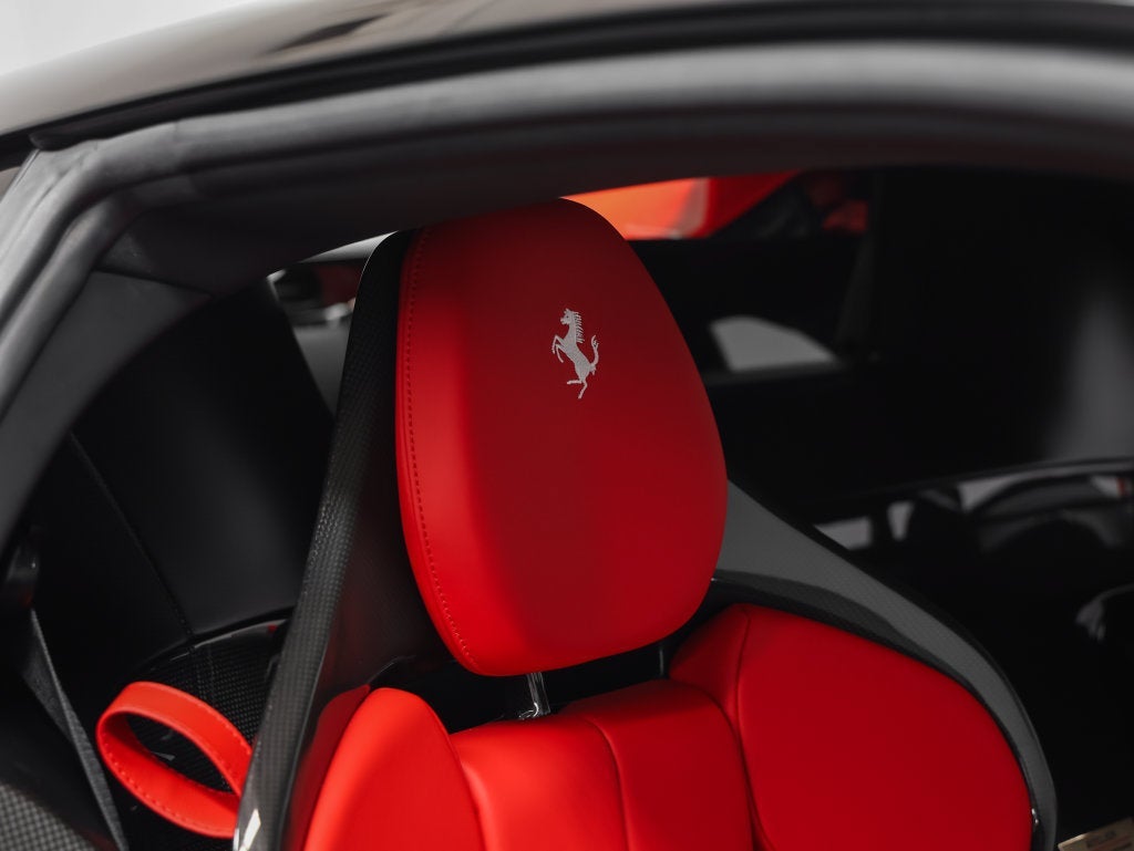2023 Ferrari SF90 Stradale Base
